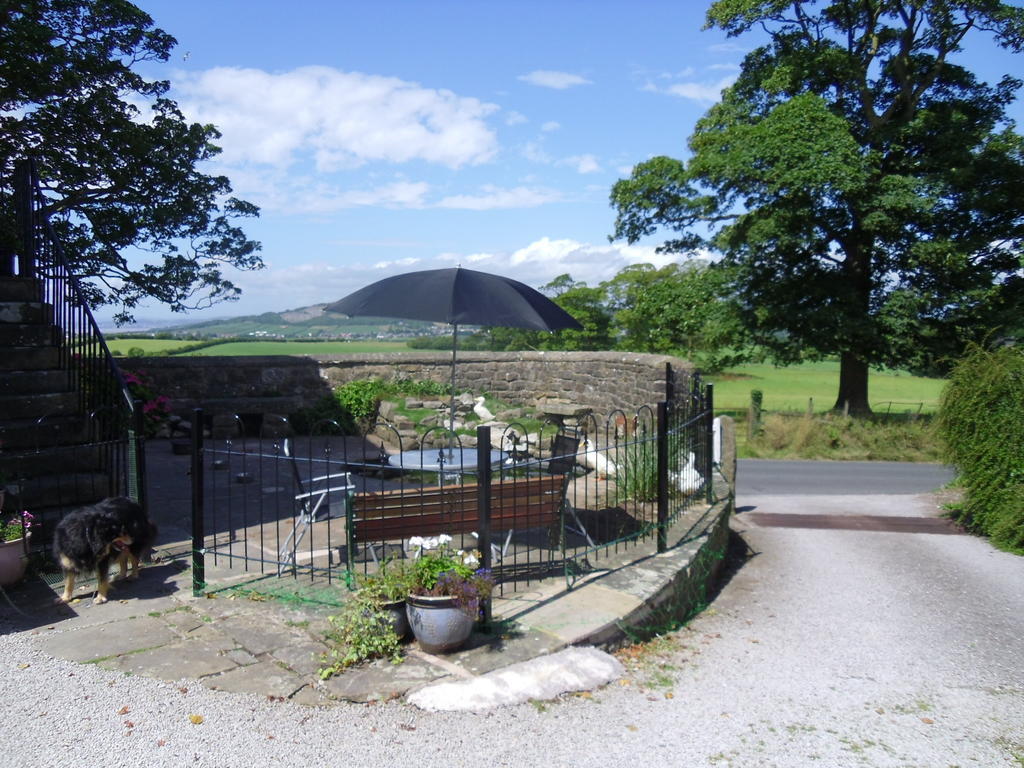 Tithe Barn Bed And Breakfast Carnforth Exterior photo